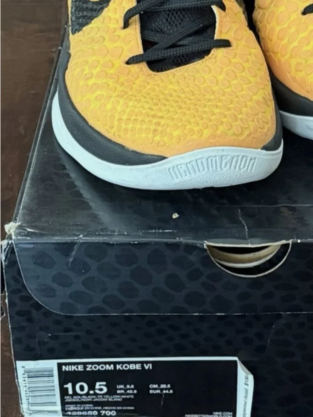 Nike Zoom KOBE VI 6 BRUCE LEE LIGHT BULB Yellow Black 10.5 US 44.5 EUR Mint cond